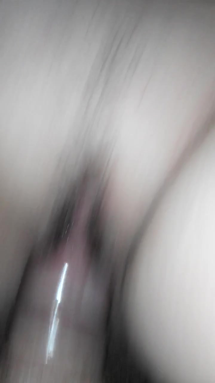 Sexo borracho en un primer plano del condón (porno casero) Foto