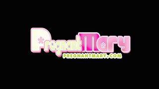 Estudiante embarazada con tetas pequeñas se masturba el coño apretado con vibrador