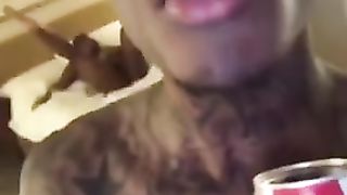 El rapero Boonk Gang folló a una novia negra con un gran culo por Instagram Stories