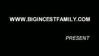 Trío incestuoso con hermana, hermano y su mamá