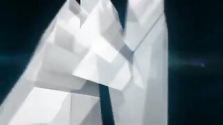 La estrella porno japonesa Maria Ozawa prueba diferentes posiciones