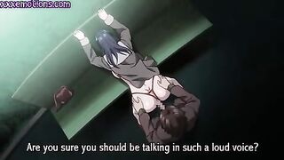 Nena tetona en tanga roja es llevada a chorros en el parque