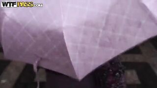 Turismo folla cocinar en baños públicos