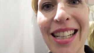 Se hace cargo de la mejilla en la sala de instalación y con la banda de rodadura en la cara camina en el centro comercial