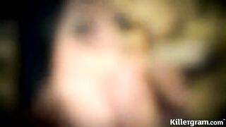 El secuestrador en la máscara folló a un cónyuge tetona para la traición.