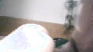 El tipo forzó a la niña a correrse, dejando su cáncer.