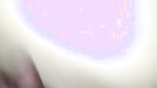 Pene planeado en primer plano de coño virgen