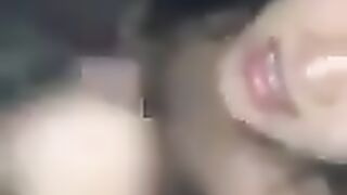 Los entrenadores rusos chupan la polla, haciendo sonidos fuertes.