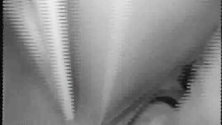 Mamá rusa tiene esperma en tetas, follada con su hijo en la cocina