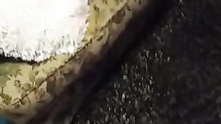 El tipo borracho presionó a la hermana dormida de un amigo y se enfrentó a sus deportes.