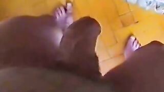 Kievanian Pokes lentita polla entre el toro de la niña de Zaporozhye