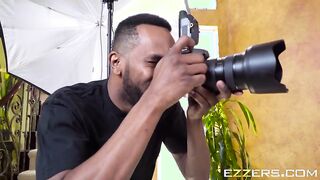 Steph organizó un salto anal en el hijo de un hijo después de una sesión de fotos