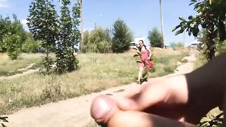 Fool Valera se sacude a Dick en el extraño que pasa