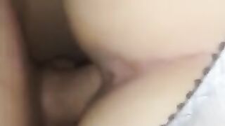 El amante de la corrida dentro del coño de una esposa extraña, eliminando el primer plano EBY