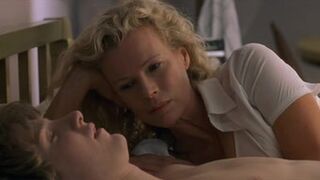 Chico de 18 años se folla a su madre en posición del misionero