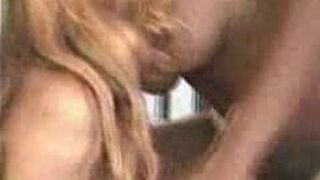 kiwi & lacey teniendo alegría