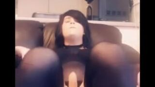 sissy regina temblando clímax