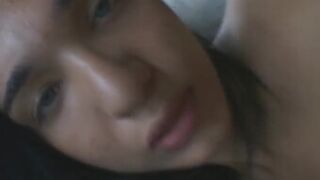 miel transexual rubia caliente siendo pulverizada rectalmente