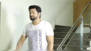 Sasur ne Bahu ko pela