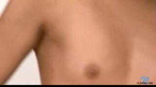 irresistible gonzo stunner