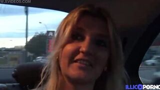 AnaÏs, Gourmet Cougar se la follan por todos los agujeros