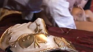 El tío follada en la puta del culo después de una pelea con su amiga.